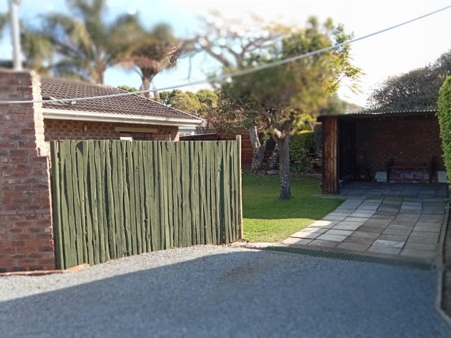 3 Bedroom Property for Sale in Beacon Bay Eastern Cape